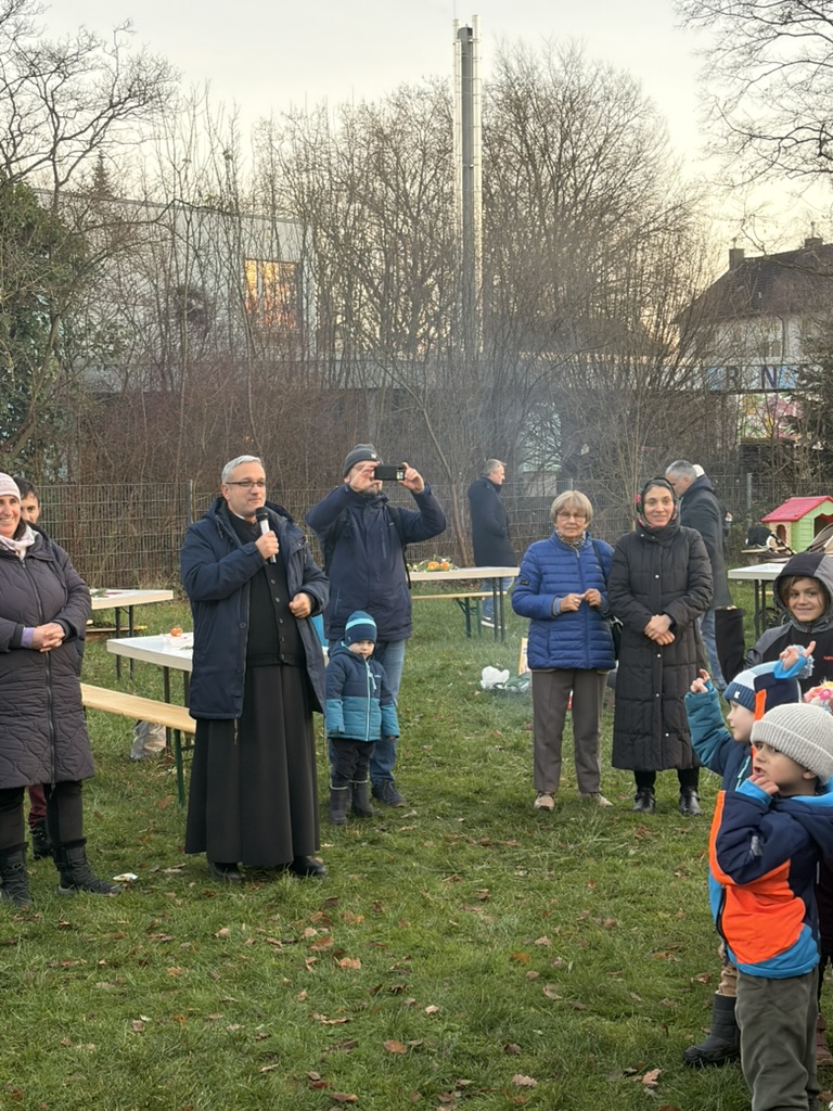 T\xe2rgul Rom\xe2nesc de Crăciun 13